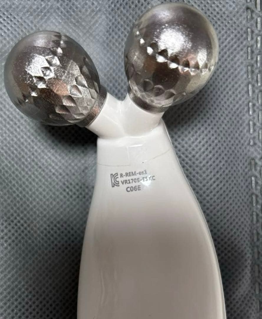 たかの友梨　Vロール　美容フェイスローラー