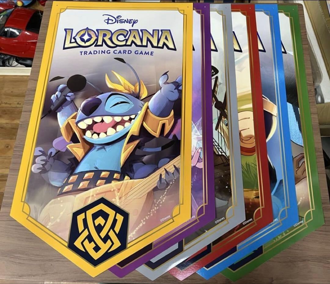 ディズニー　ロルカナ　タペストリー