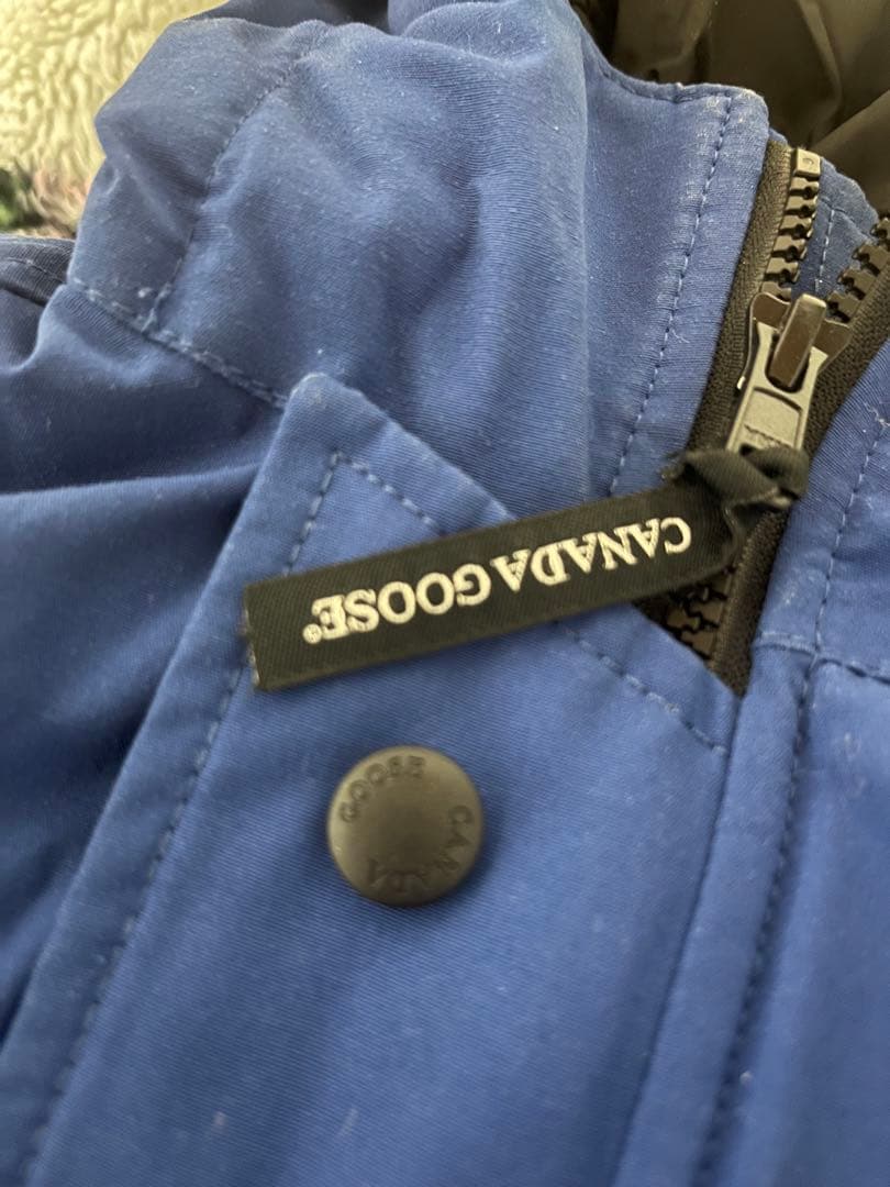 カナダグース青ダウンコート【状態非常に良い】
