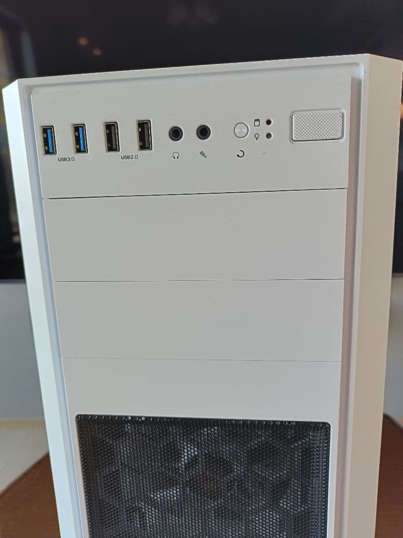 【美品】PC Intel Corei7 9700K SSD1TB メモリ32GB