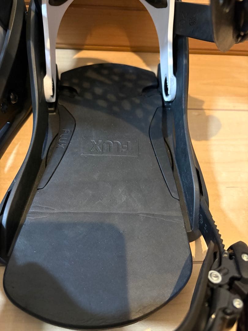 FLUX ビンディング Mサイズ24-25ホワイト