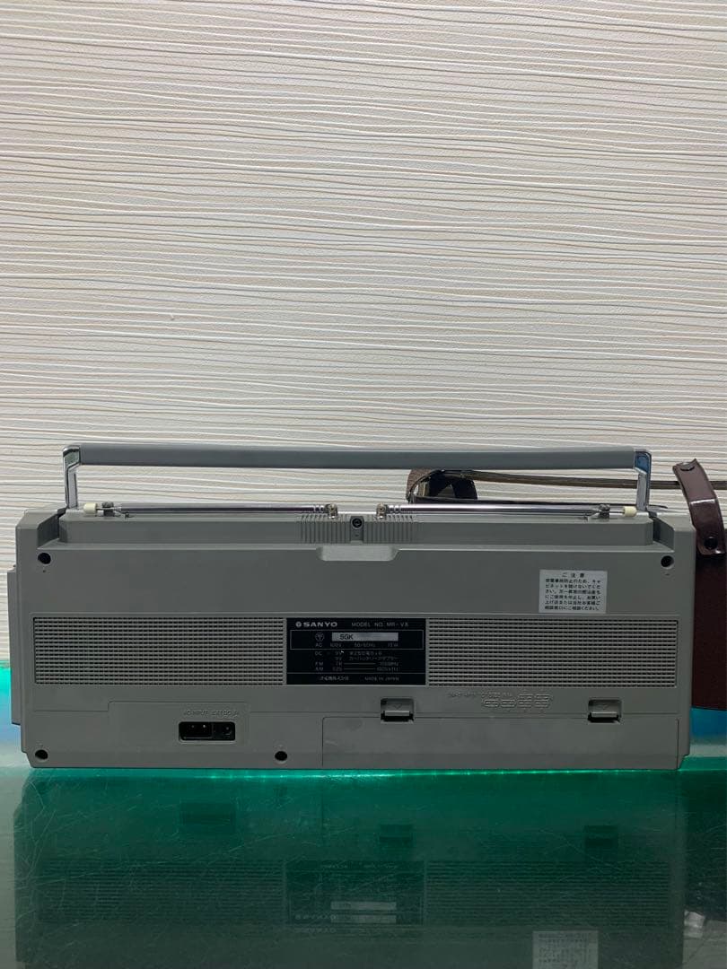 美品昭和レトロ SANYO 三洋 MR-V8 ラジカセキャリングケース付き整備品