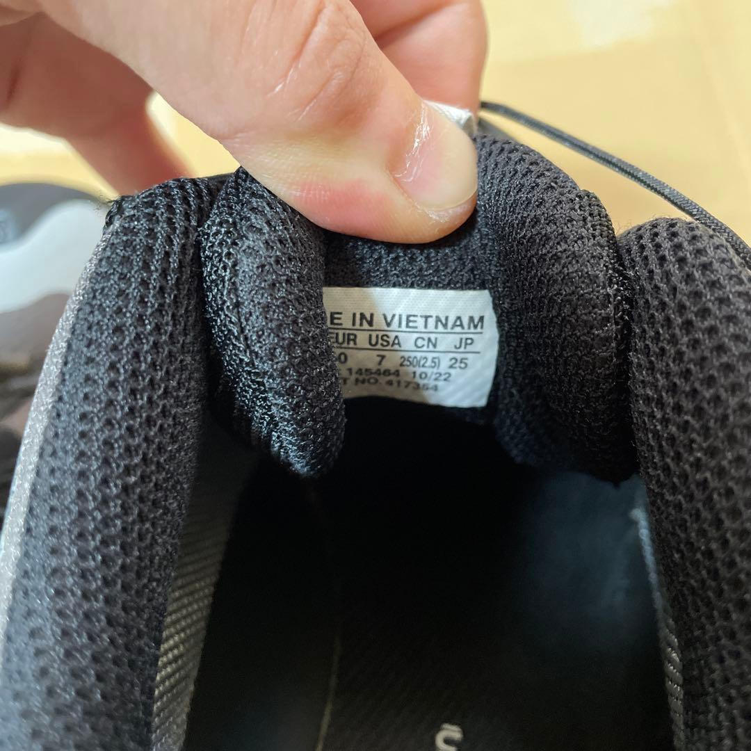 靴 SALOMON XA PRO 3D GTX V8