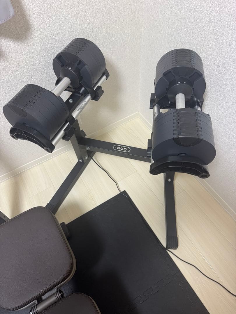 引き取り限定です。懸垂バー、可変ダンベル、ダンベルスタンド、ベンチ