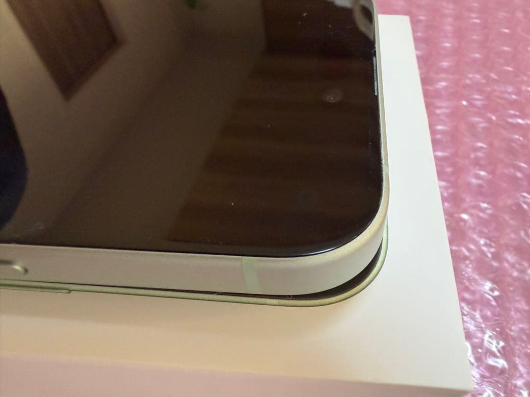 iPhone 15 Plus 128GB SIMフリー グリーン 電池83%