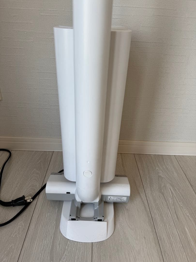 お値下げ　パナソニック コードレス 掃除機 MC-NS100K