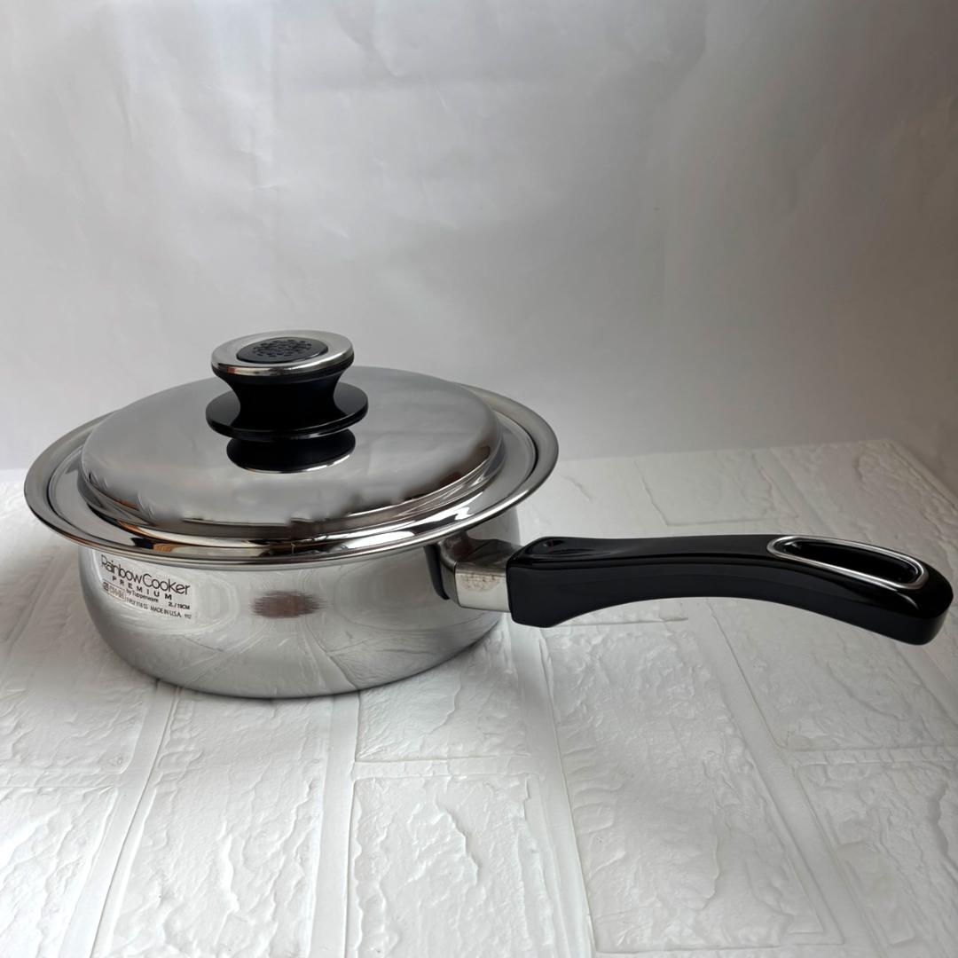 タッパーウェア　レインボークッカープレミアム19㎝片手鍋