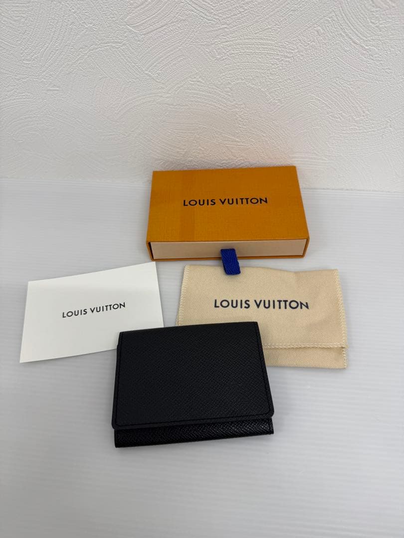 ヴィトン　名刺入れ　カードケース アンヴェロップ・カルト ドゥ ヴィジット