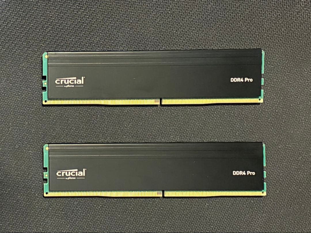 メモリー Crucial pro DDR4 16GB x2 3200MHZ