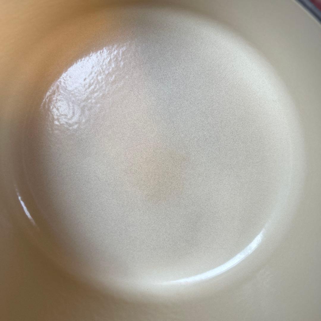 ル・クルーゼ　ココットロンド　チェリーレッド　22cm