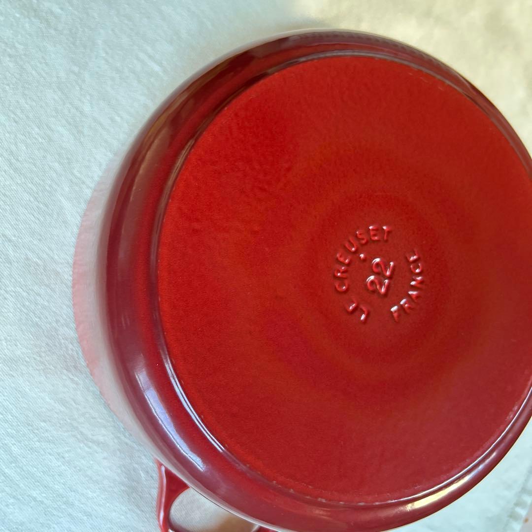 ル・クルーゼ　ココットロンド　チェリーレッド　22cm