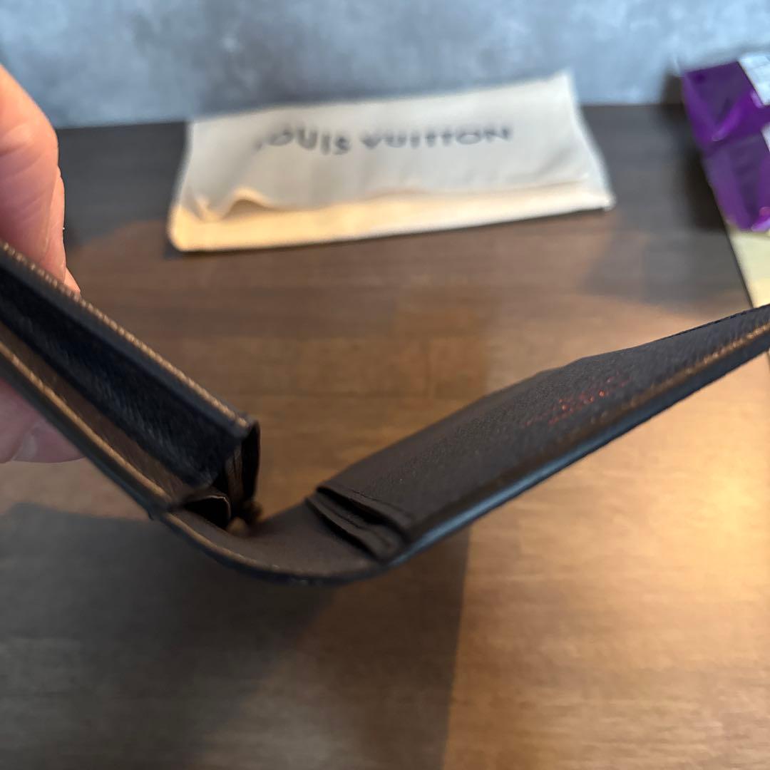 ルイヴィトン アップサイドダウン 2つ折り長財布