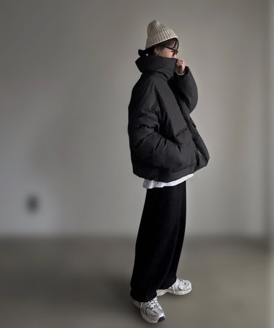 ARULLE. シームレスポケットダウンジャケット