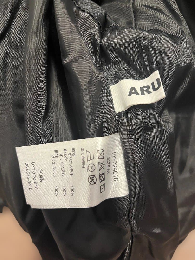 ARULLE. シームレスポケットダウンジャケット