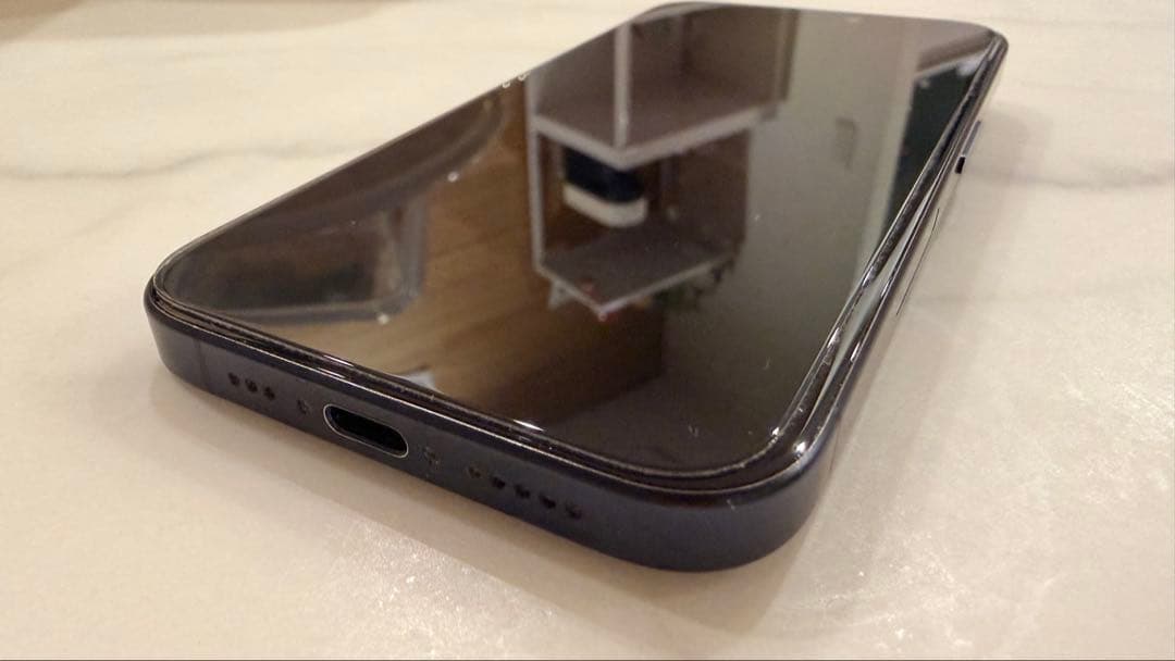 アメリカ版 iPhone 15 Pro 512GB SIMフリー