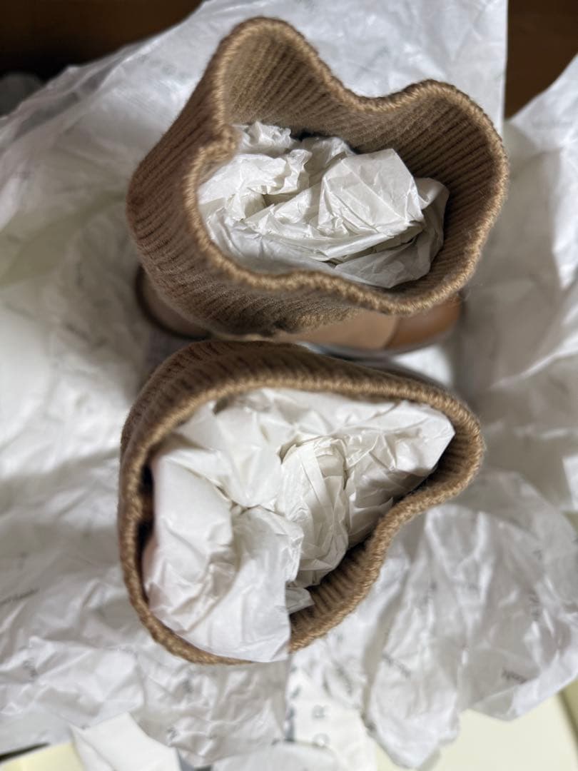 いちご MaxMara ベージュ ロングブーツ 14-79-60524