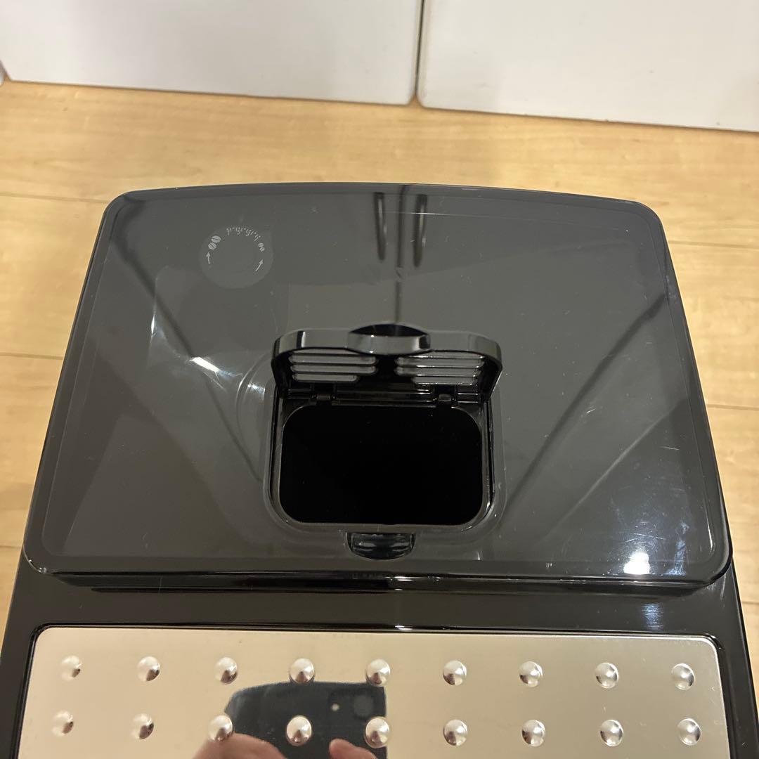 美品！デロンギ 全自動コーヒーマシン マグニフィカS ECAM22112B