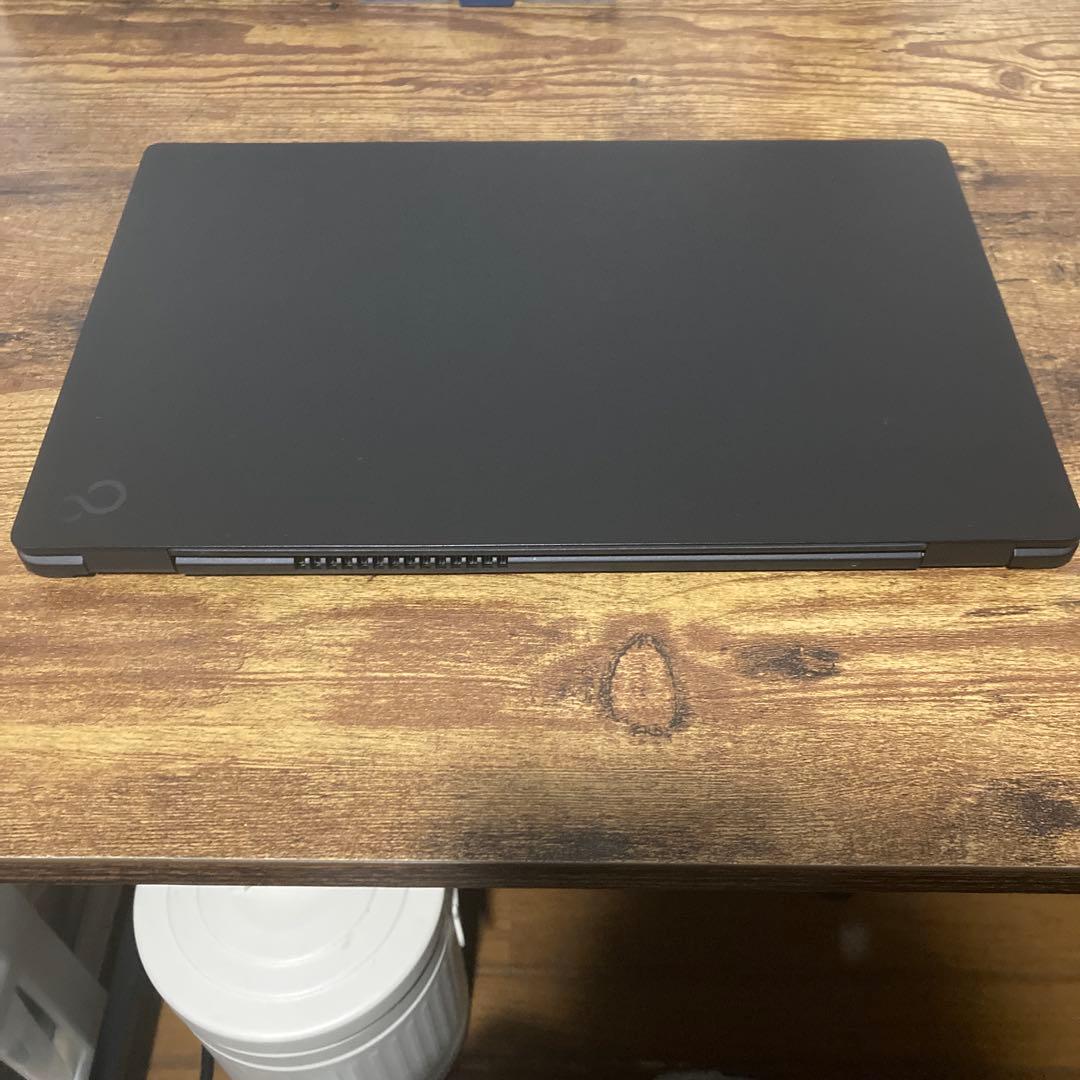 13.3型 FMV Zero WU4/G2 i7 メモリ16GB SSD1TB