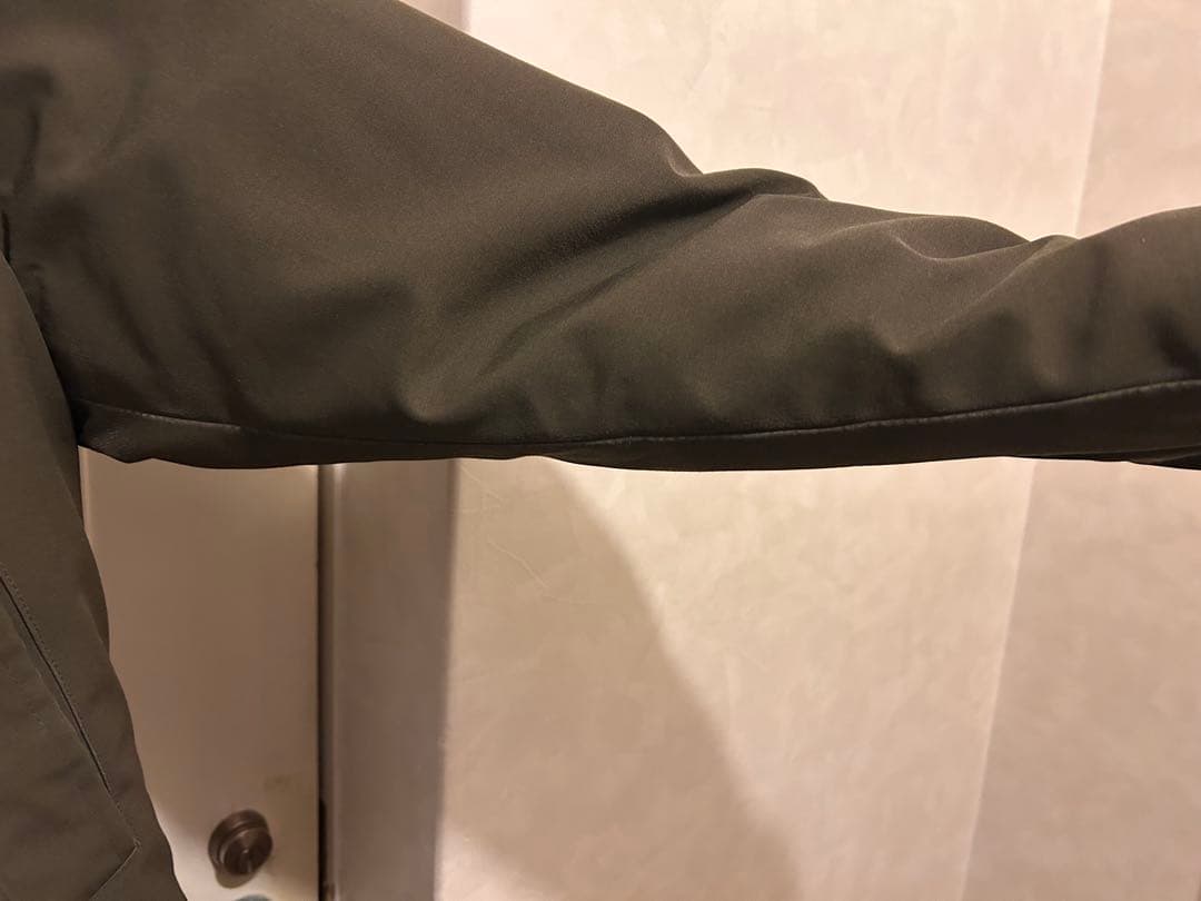 【美品】カナダグース BRONTE PARKA カーキ　Sサイズ