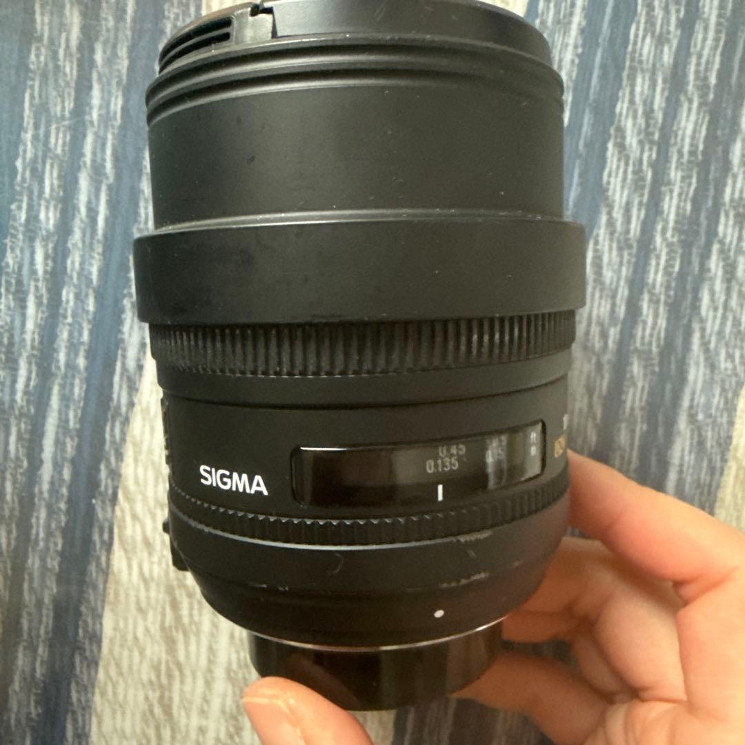 Sigma 10/2.8 EX DC Fisheye HSM レンズ