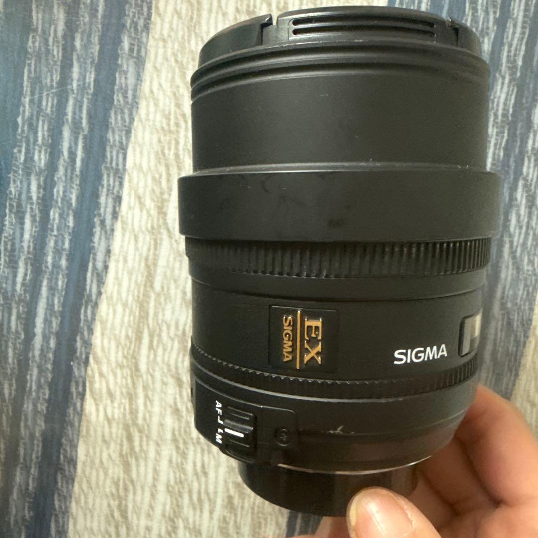 Sigma 10/2.8 EX DC Fisheye HSM レンズ