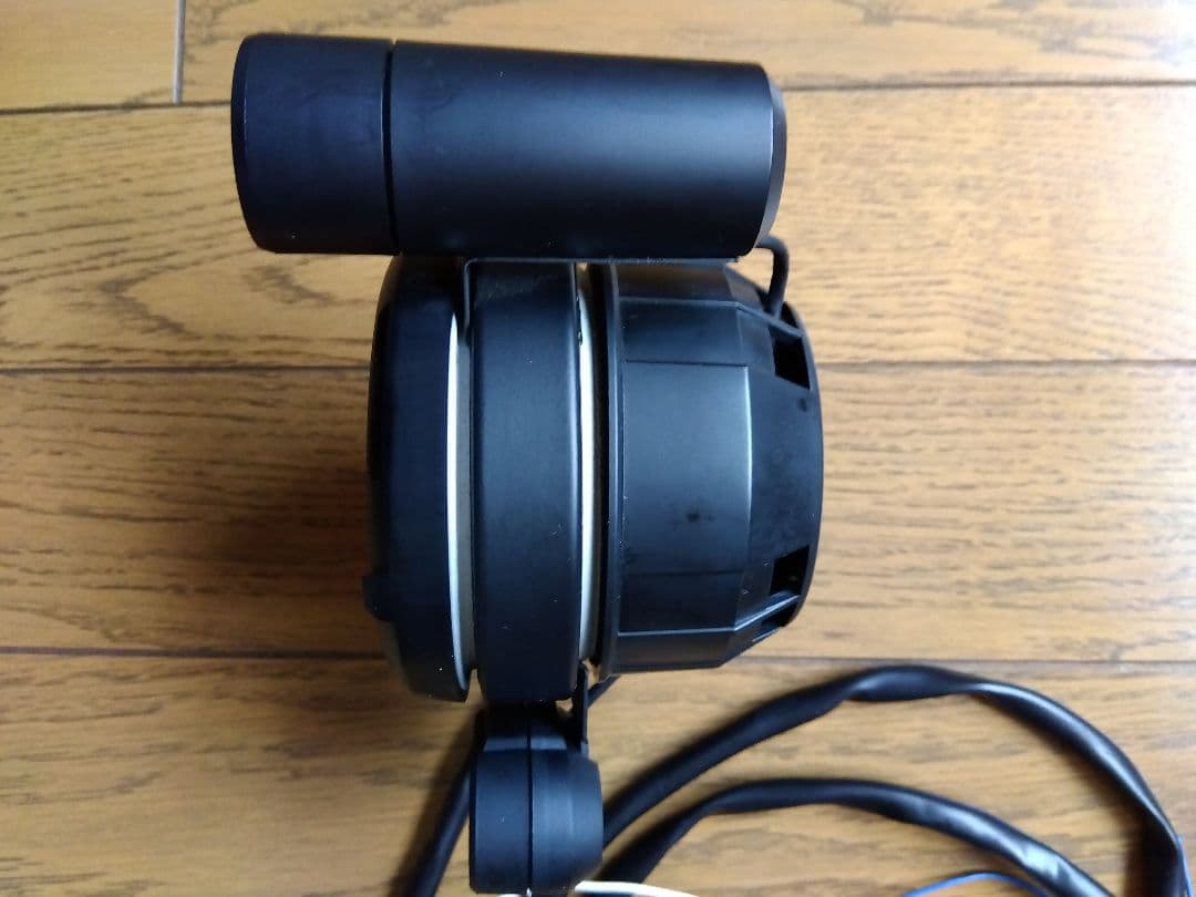 デフィ　Defi タコメーター　9000 80π レーサーゲージ　ホワイト中古