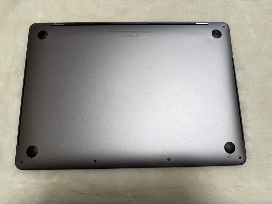 MacBookPro イラレ フォトショ付き 2018 16GB 512GB