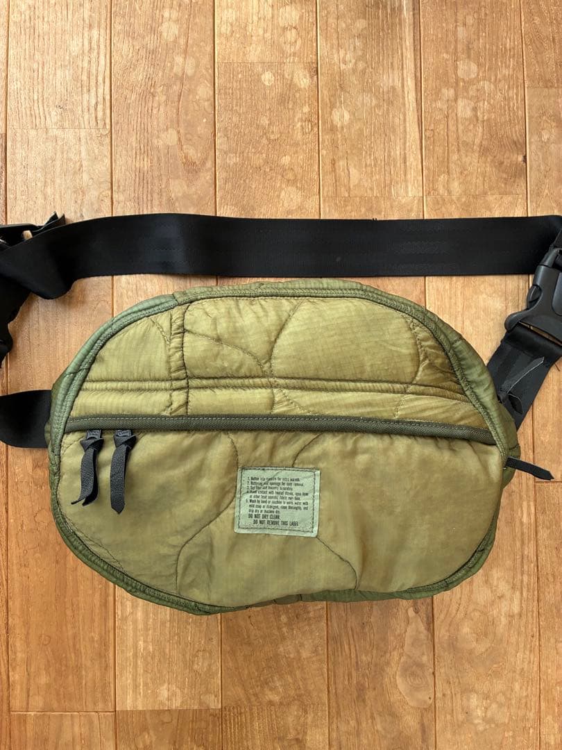 US Customized Quilted ボディー バッグ