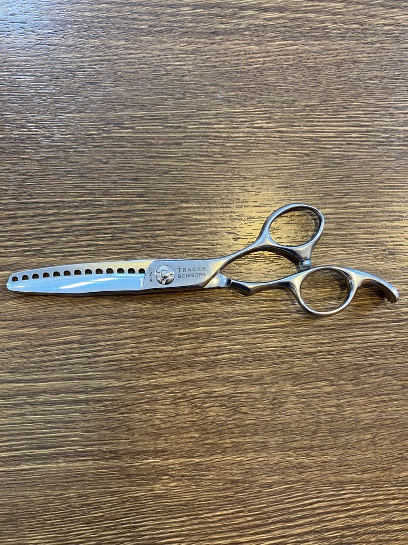 TRACKS SCISSORS トラックスシザー　BLOW13 セニングシザー