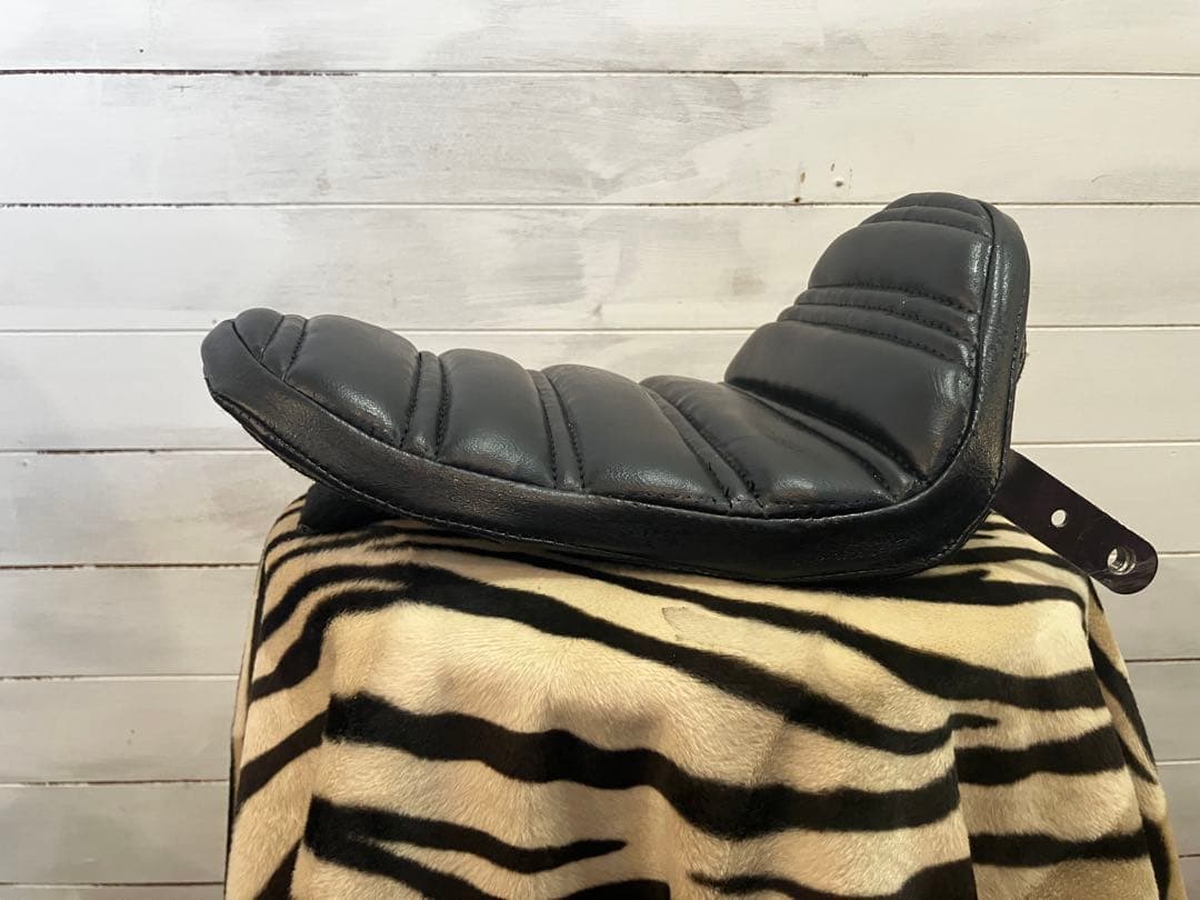 JAZZ50 シート　横タックロール　ポン付け　オリジナル　ジャズ50 バイク