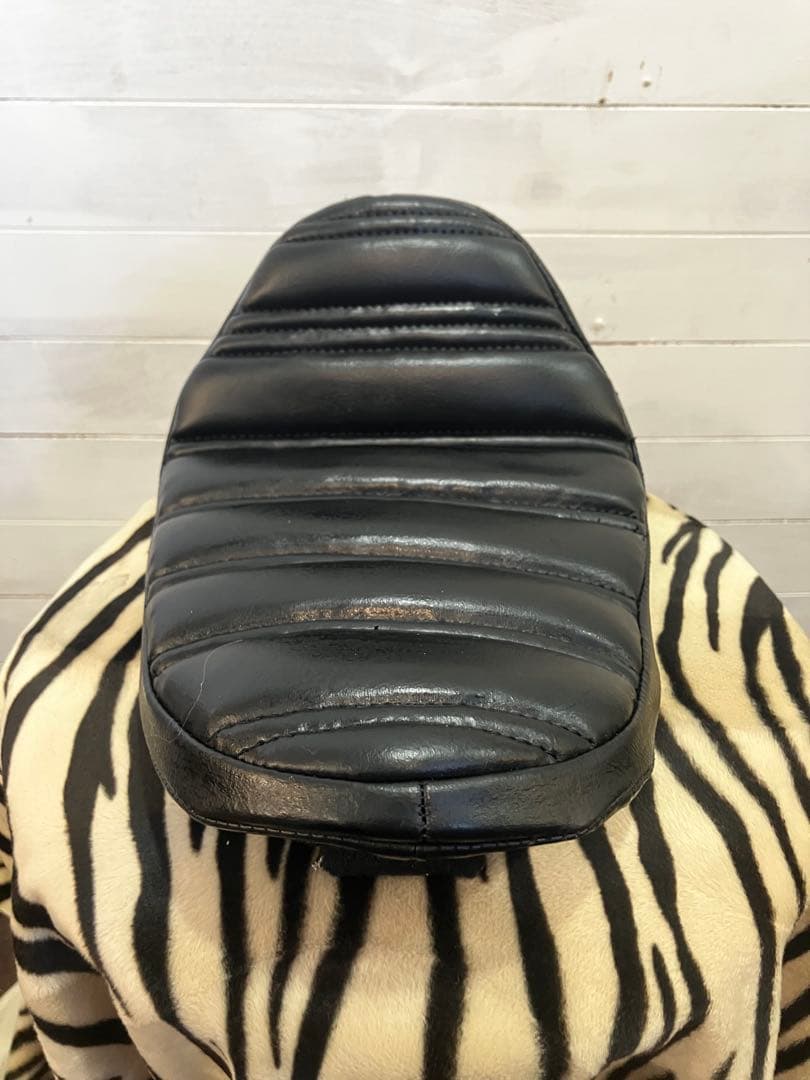 JAZZ50 シート　横タックロール　ポン付け　オリジナル　ジャズ50 バイク