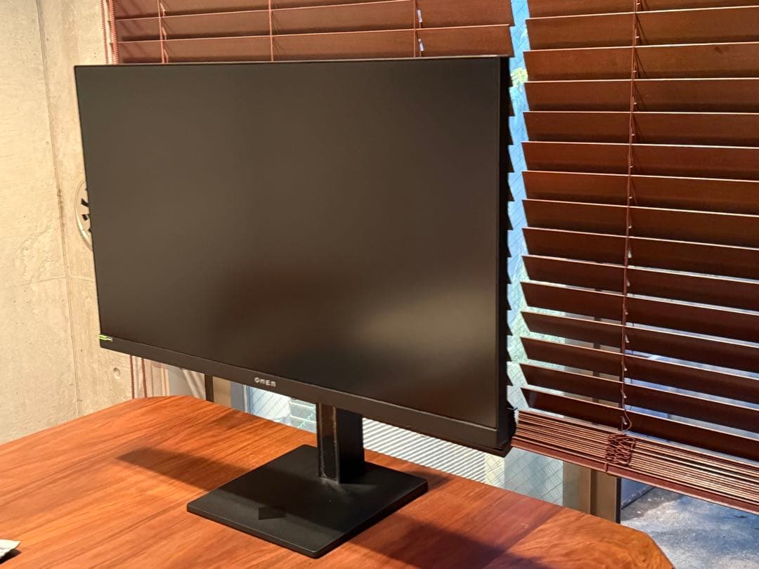 OMEN 27k 144Hz 4K ゲーミングディスプレイ