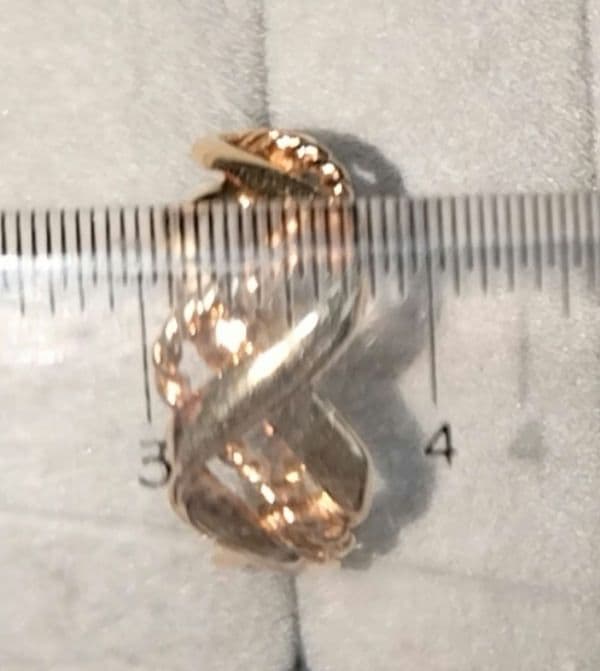 【K18】　デザインリング　本物　刻印あり