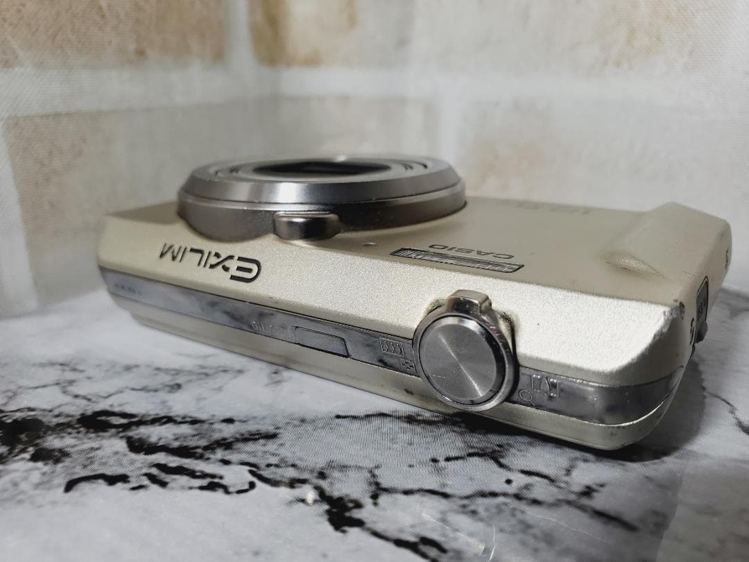 【RR06】CASIO EXILIM EX-ZS170 デジカメ