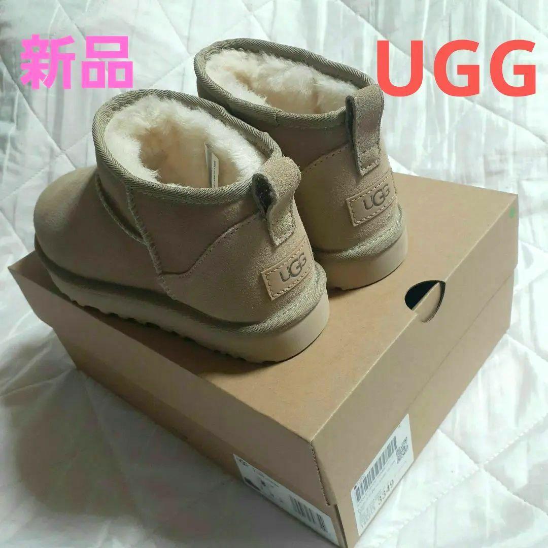 【UGG(アグ)】　W　Classic　UltraMini
