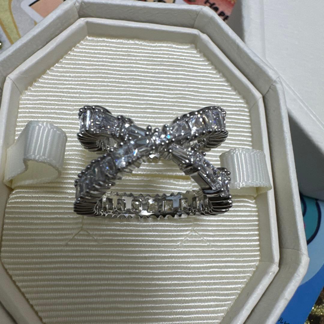 SWAROVSKI Hyperbola インフィニティリング