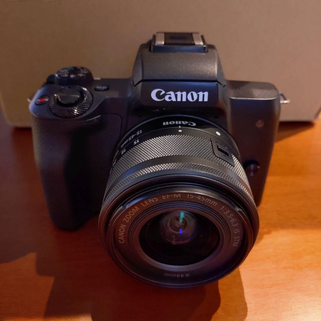 Canon EOS Kiss M ダブルレンズキット ブラック