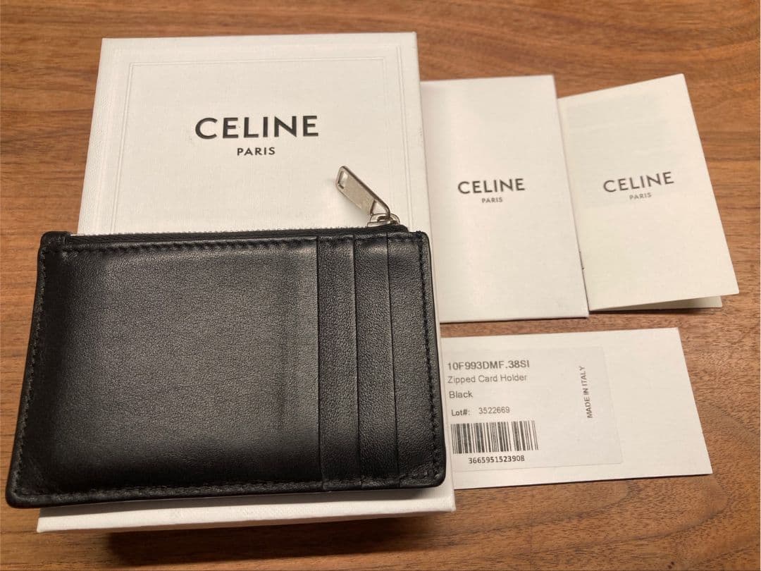 CELINEジップカードホルダー ブラック　セリーヌ　ケース
