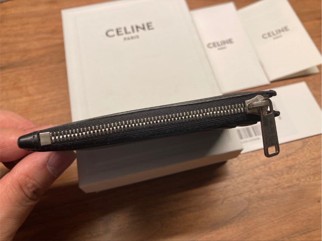 CELINEジップカードホルダー ブラック　セリーヌ　ケース