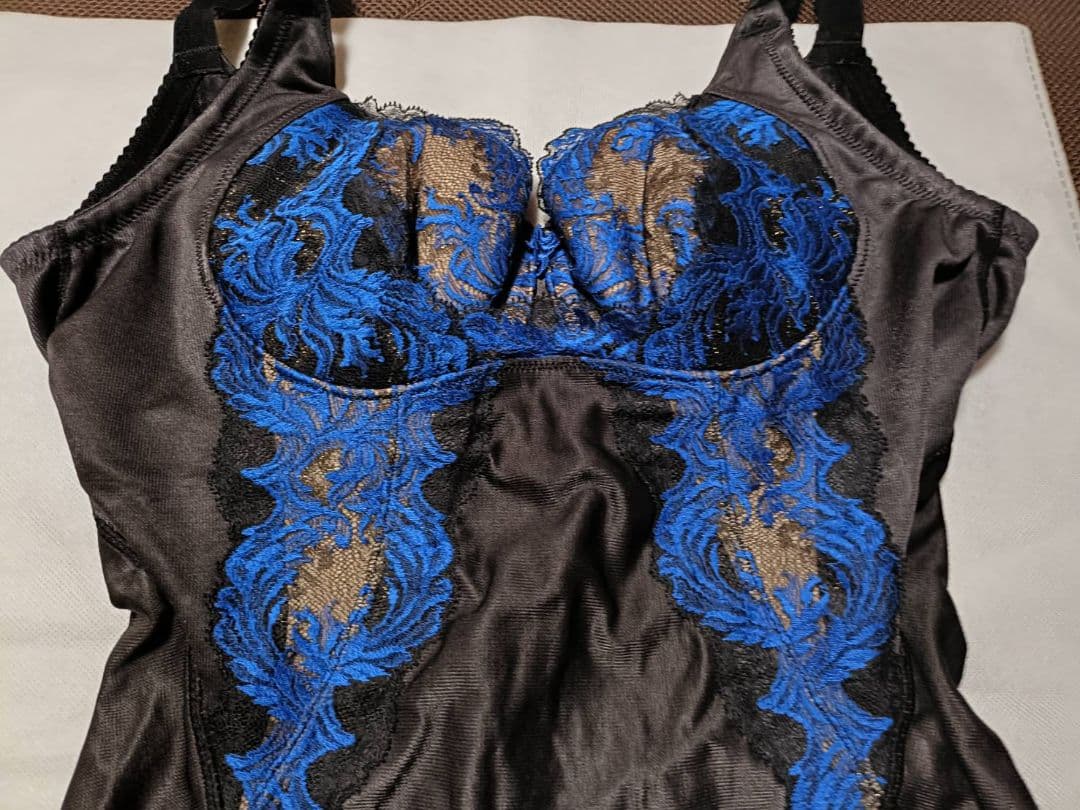 中古　MARUKO　カーヴィシャス　ボディスーツ　C80LL　補正下着　マルコ