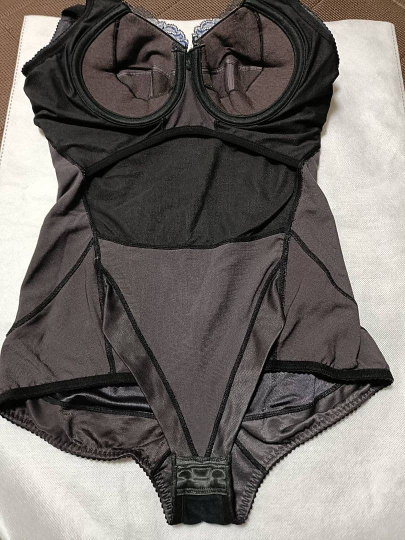 中古　MARUKO　カーヴィシャス　ボディスーツ　C80LL　補正下着　マルコ