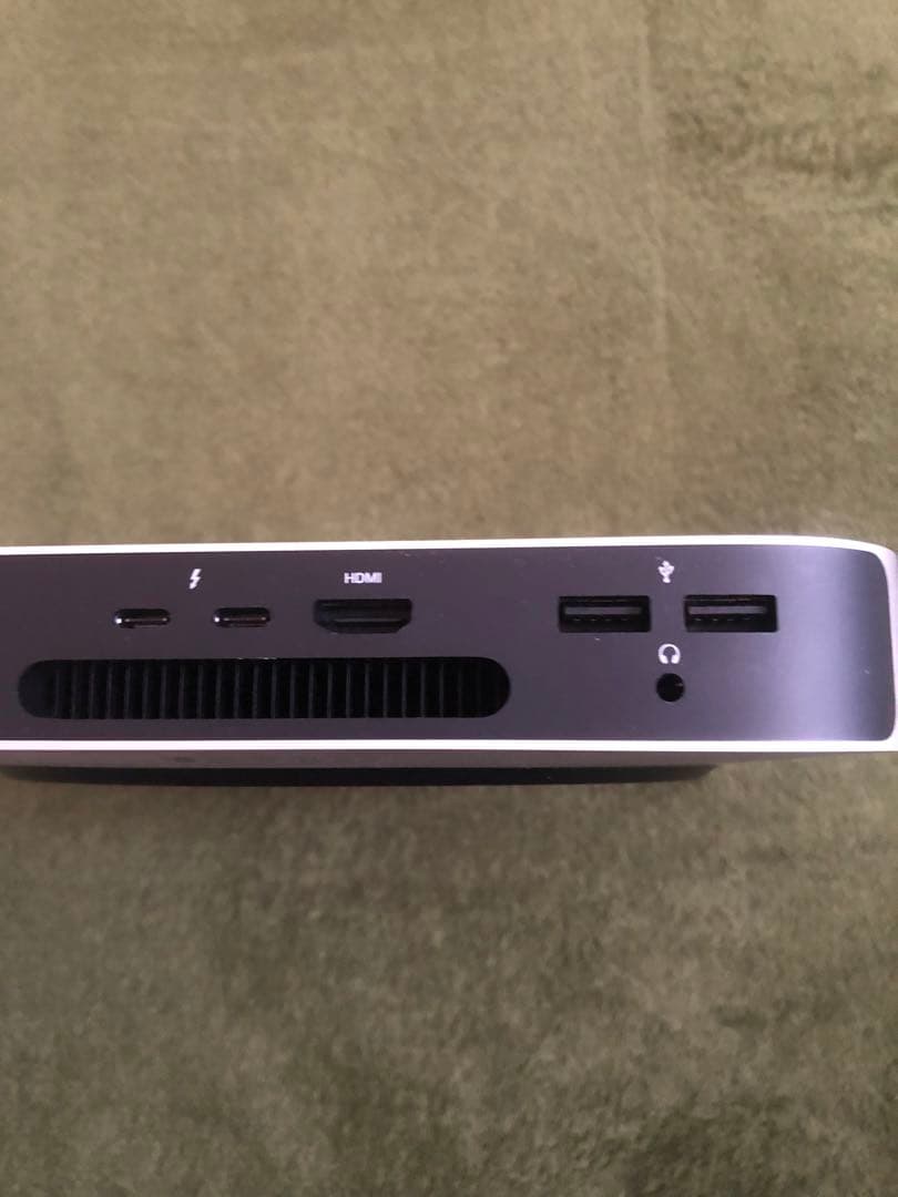 Apple M2チップ搭載 256GB SSD Mac mini 本体と付属品