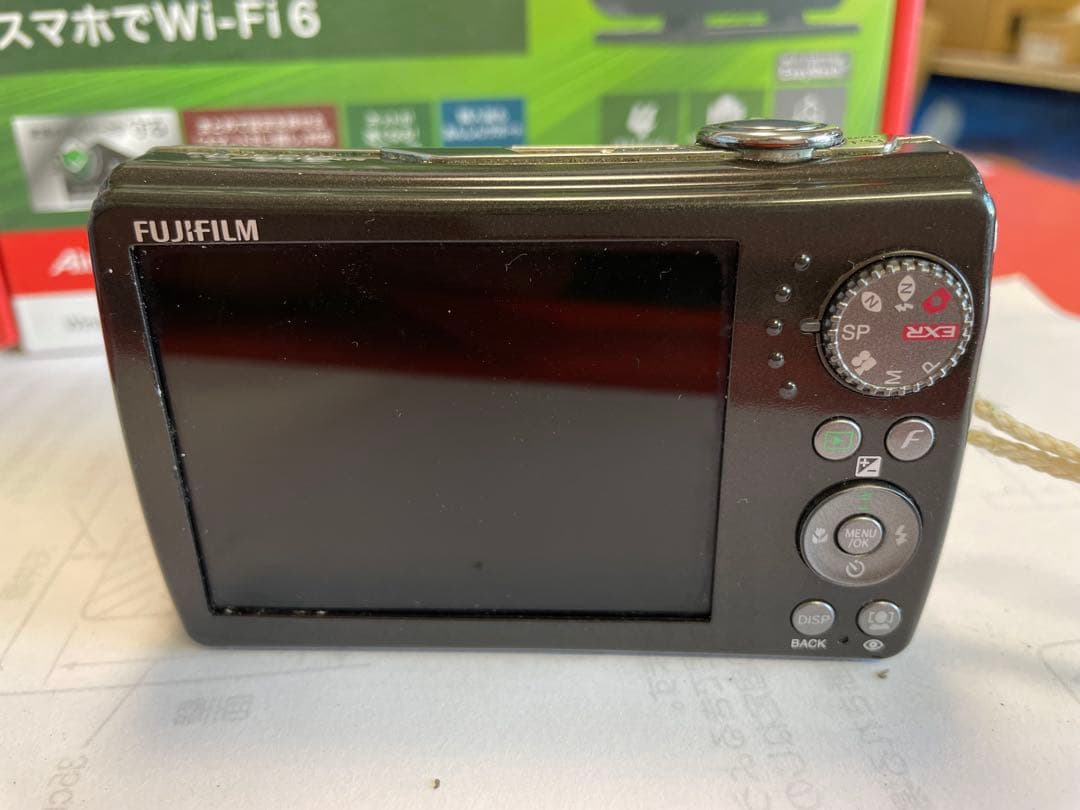 FUJIFILM F200EXR コンパクトデジタルカメラ　簡易動作確認