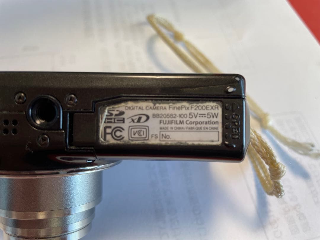 FUJIFILM F200EXR コンパクトデジタルカメラ　簡易動作確認