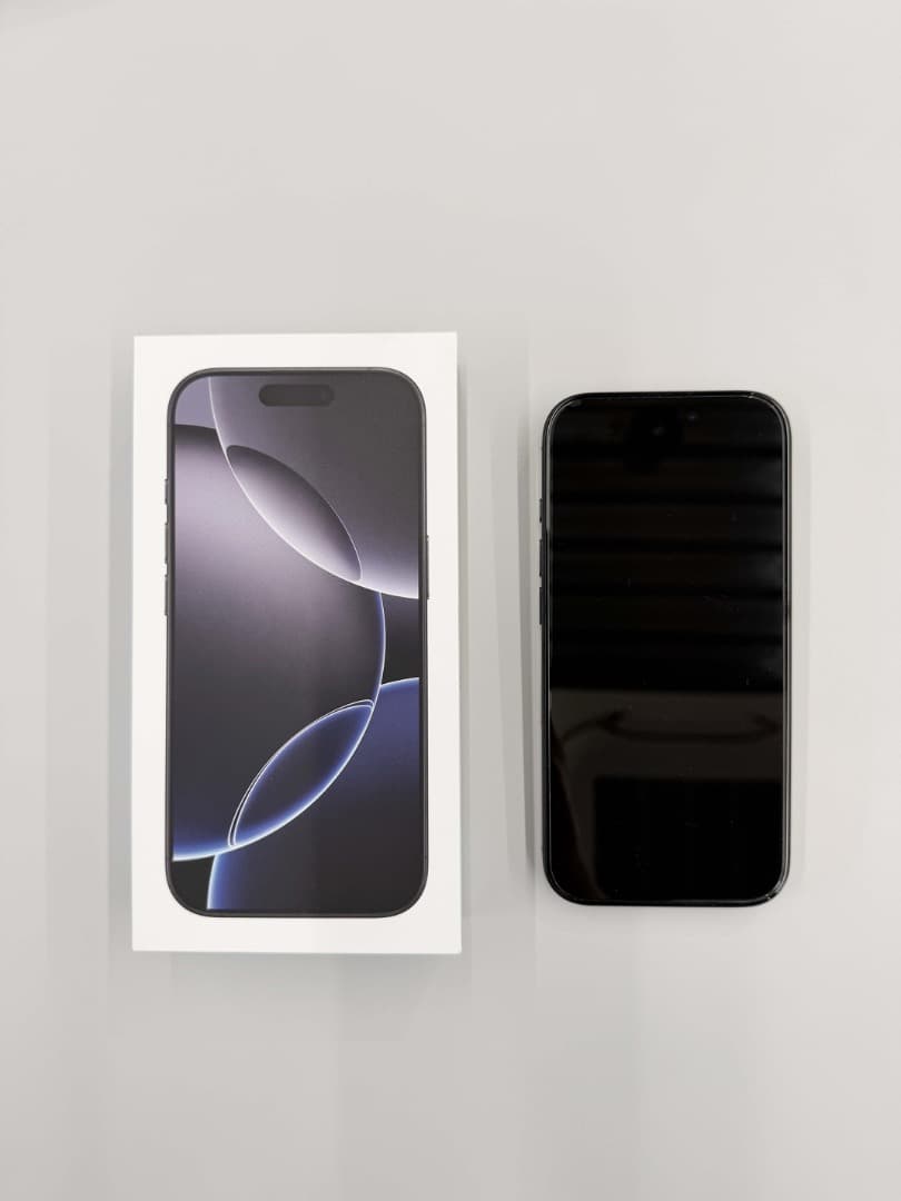 iPhone 16 Pro 256GB SIMフリー 美品 バッテリー100%