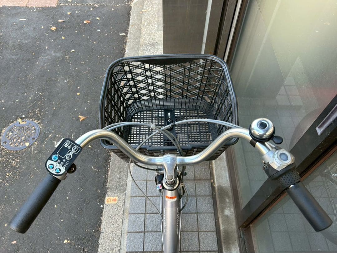 中古電動自転車　ヤマハ　パスナチュラ　シルバー　極上バッテリー！　横浜