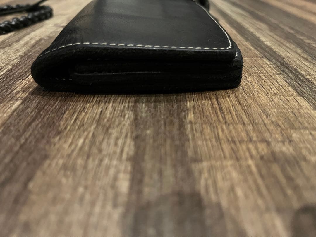 レッドムーンRED MOON 長財布　革チェーン付