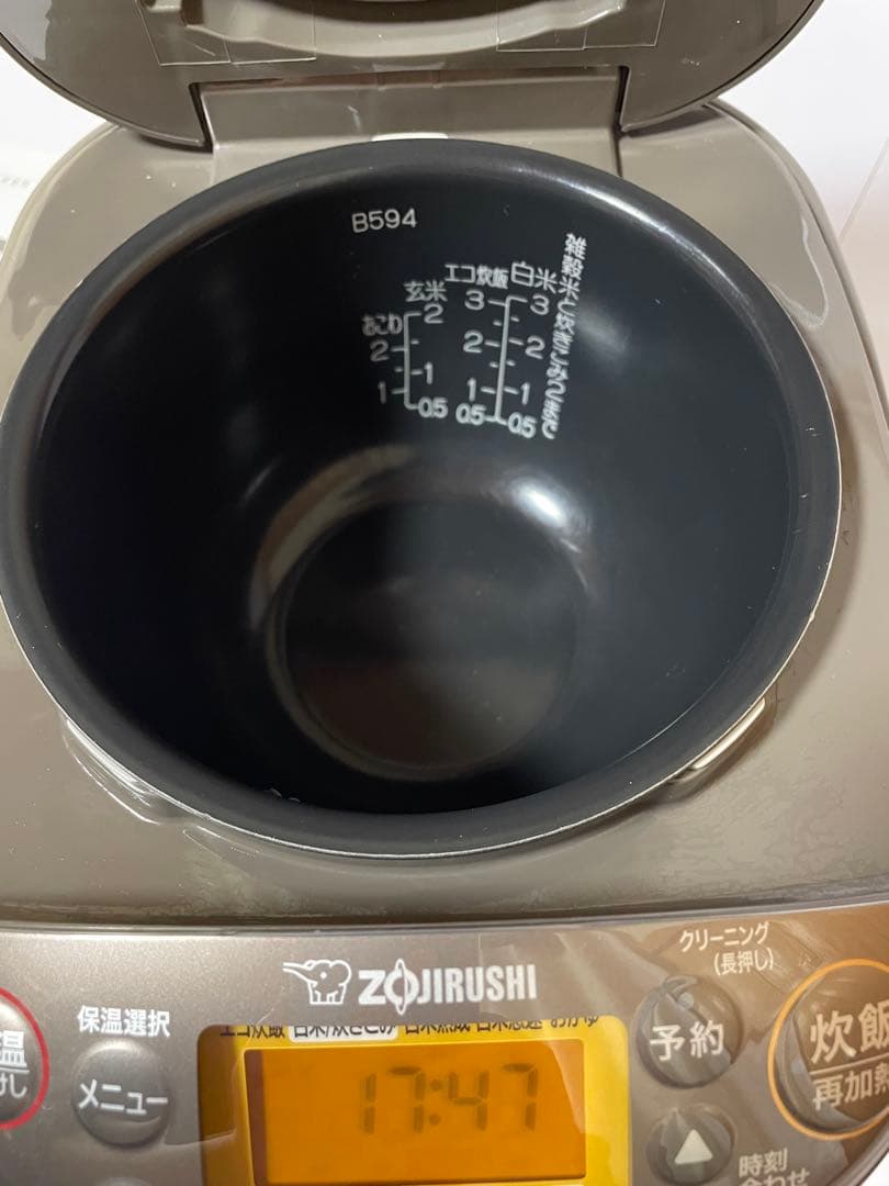 【割引き对応します 】ZOJIRUSHI NP-GL05 IH炊飯器