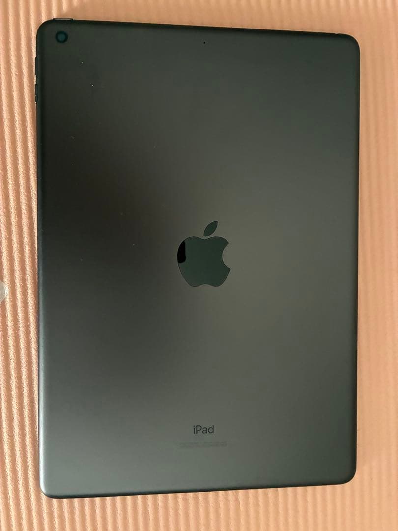 Apple iPad代7世代 10.2インチ スペースグレー　Wa