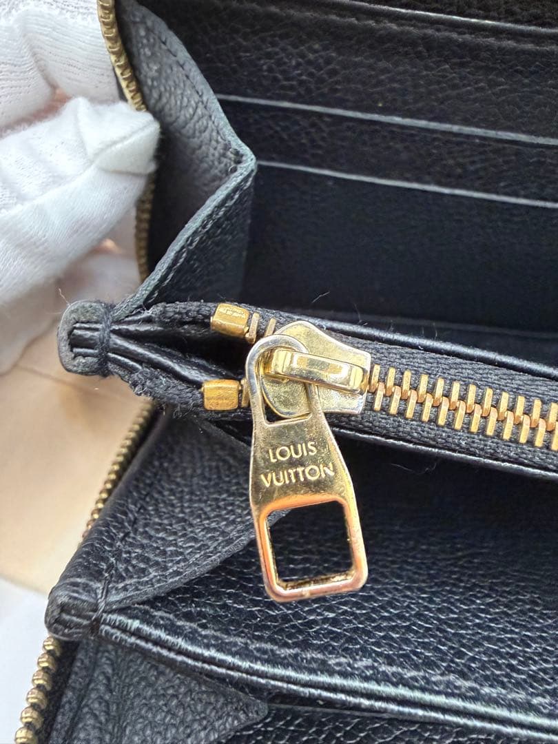 美品・ルイヴィトン アンプラント ジッピー 黒 長財布